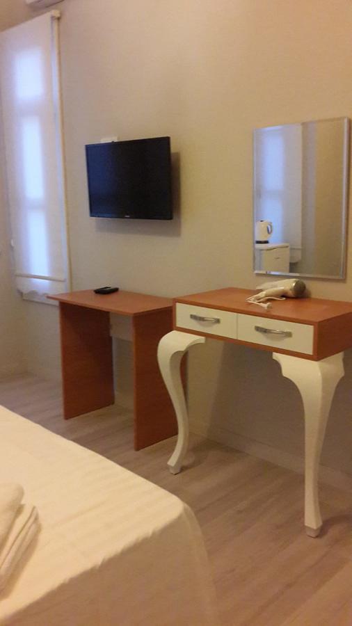 Lafontaine Konak Otel Mudanya Exteriör bild